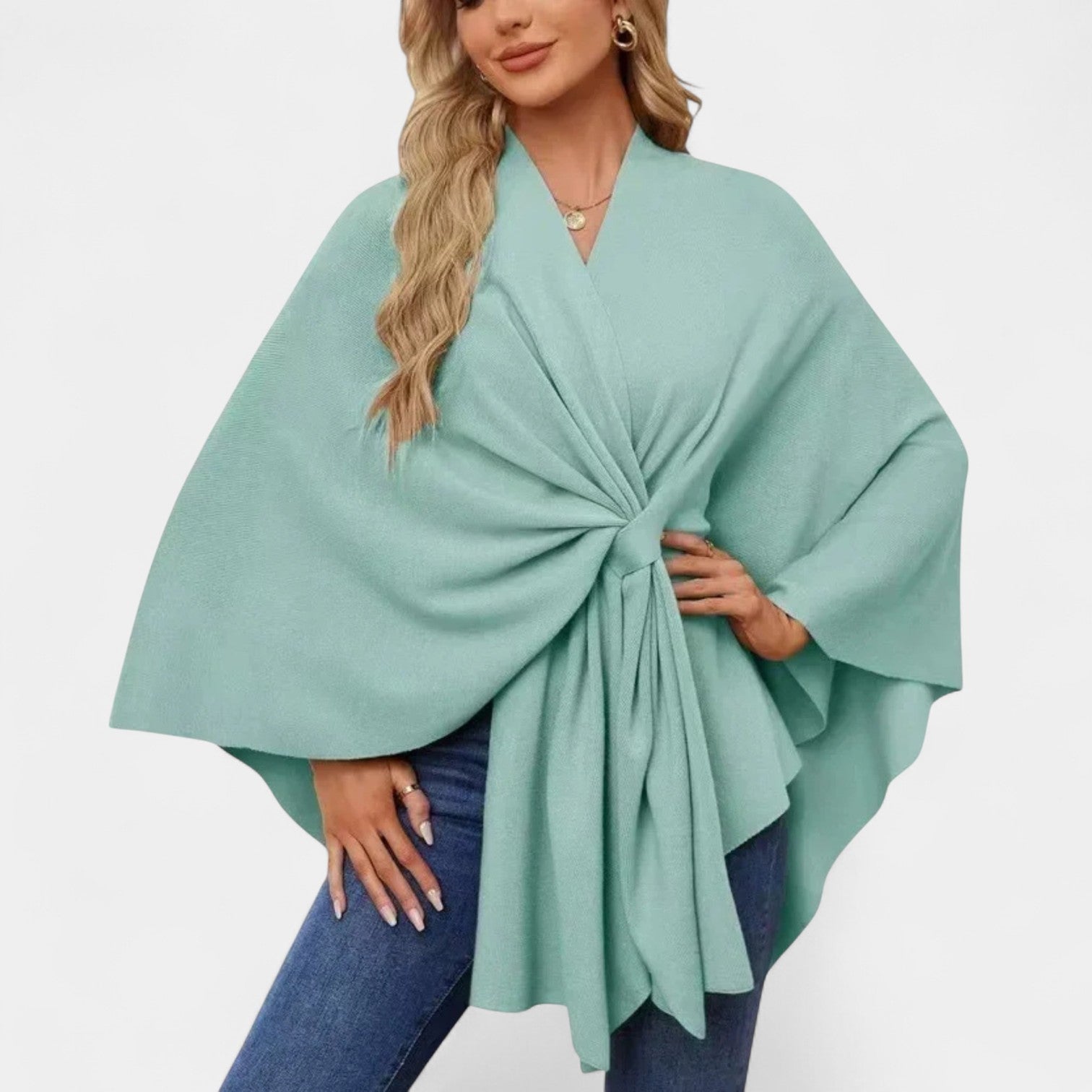 Daniela – Poncho elegante de caída suave con lazo