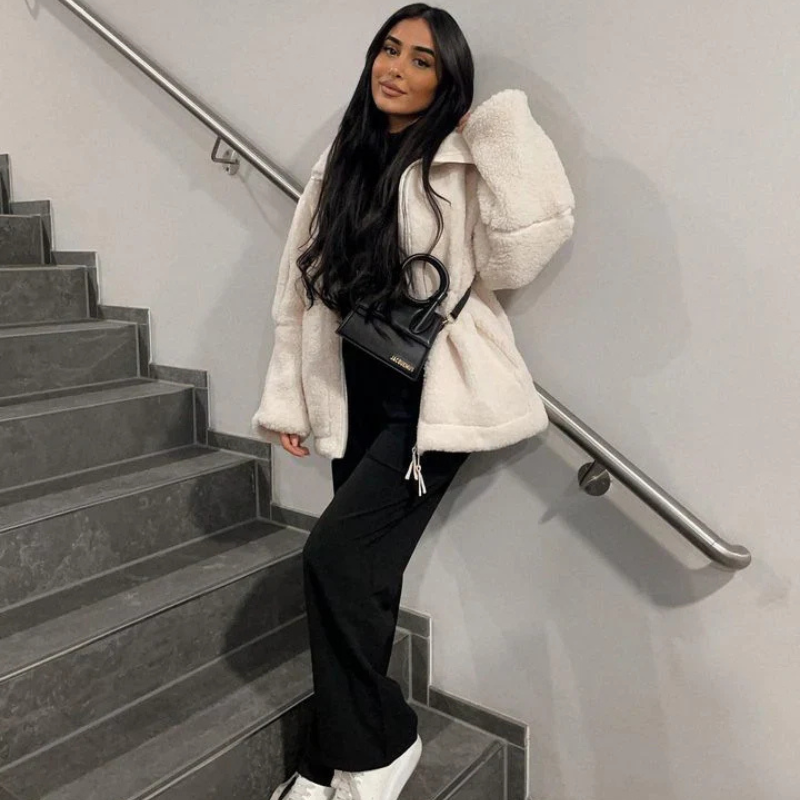 Karla – Chaqueta de peluche suave