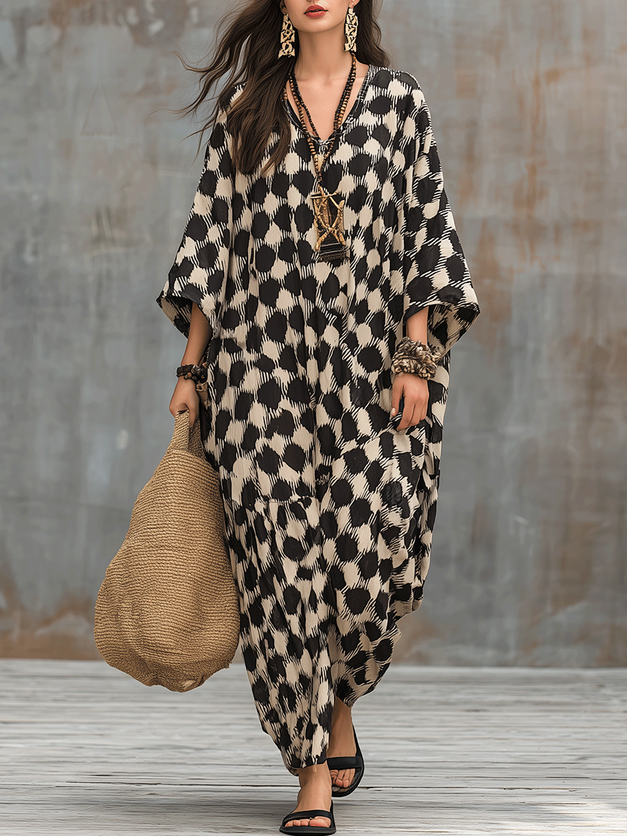 Vestido maxi caftán de inspiración bohemia con lunares y corte holgado
